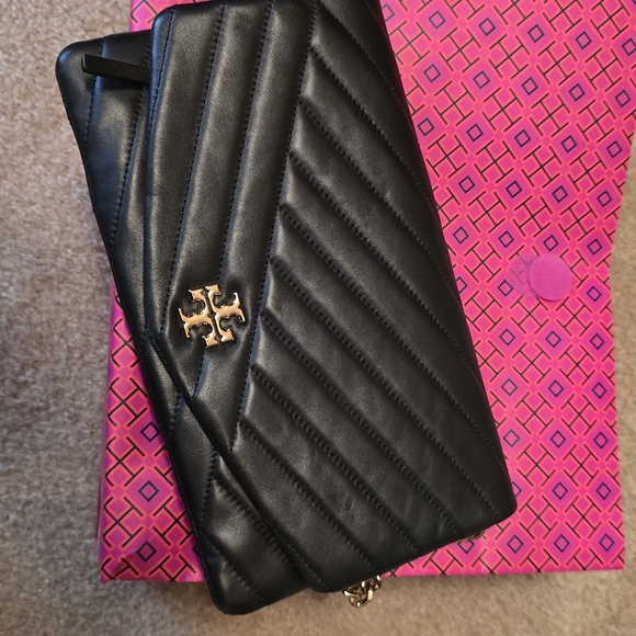 Tory Burch Black Quilted Leather Clutch - Picture 1 of 3